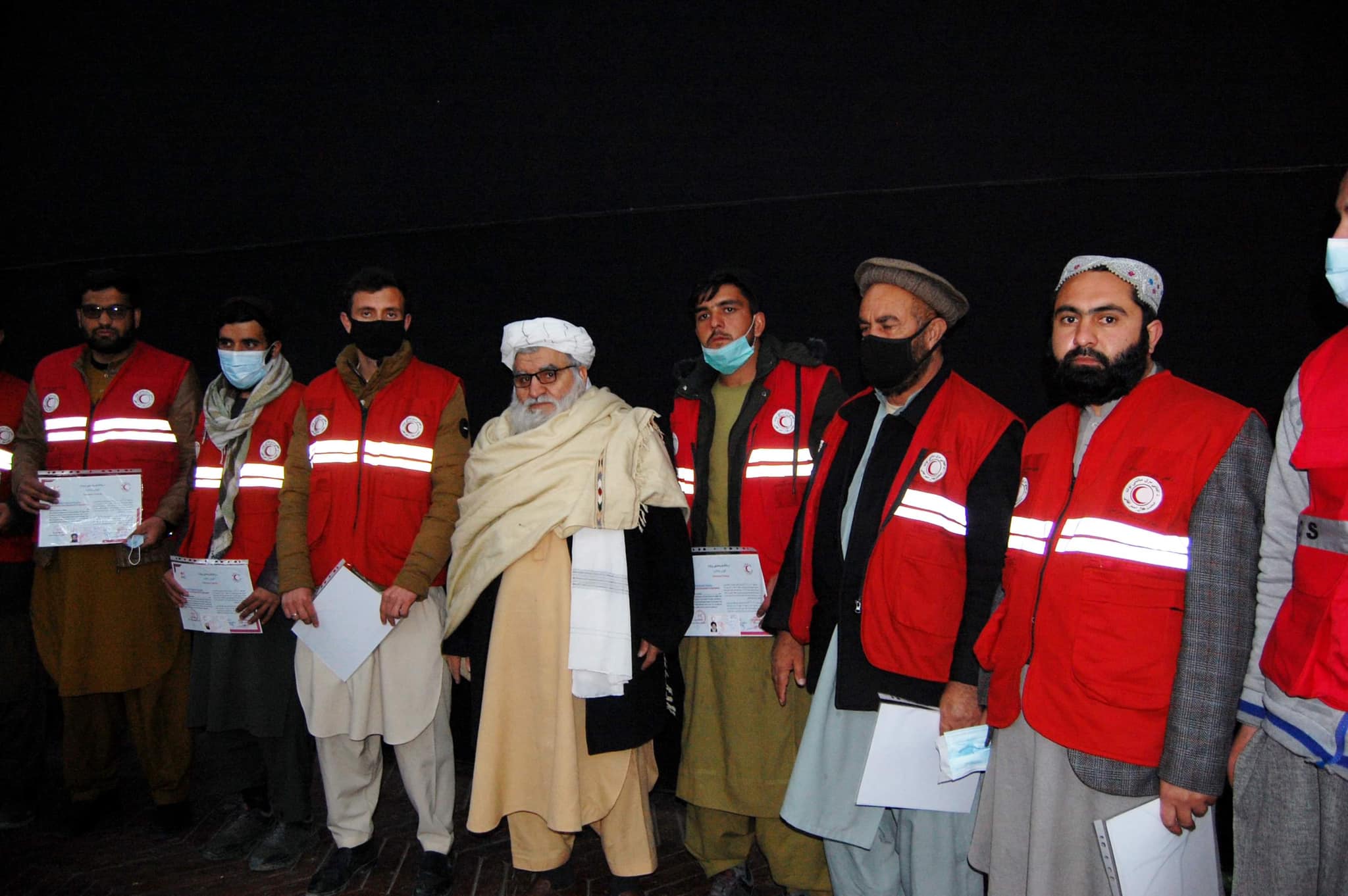 توزيع تصديق نامه های رضاكاران!