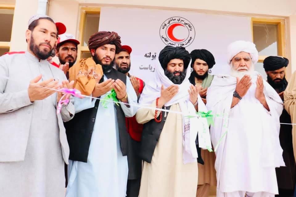 هلمند کې  د سرې میاشتې له خوا یو ښوونیز مرکز پرانیستل شو!