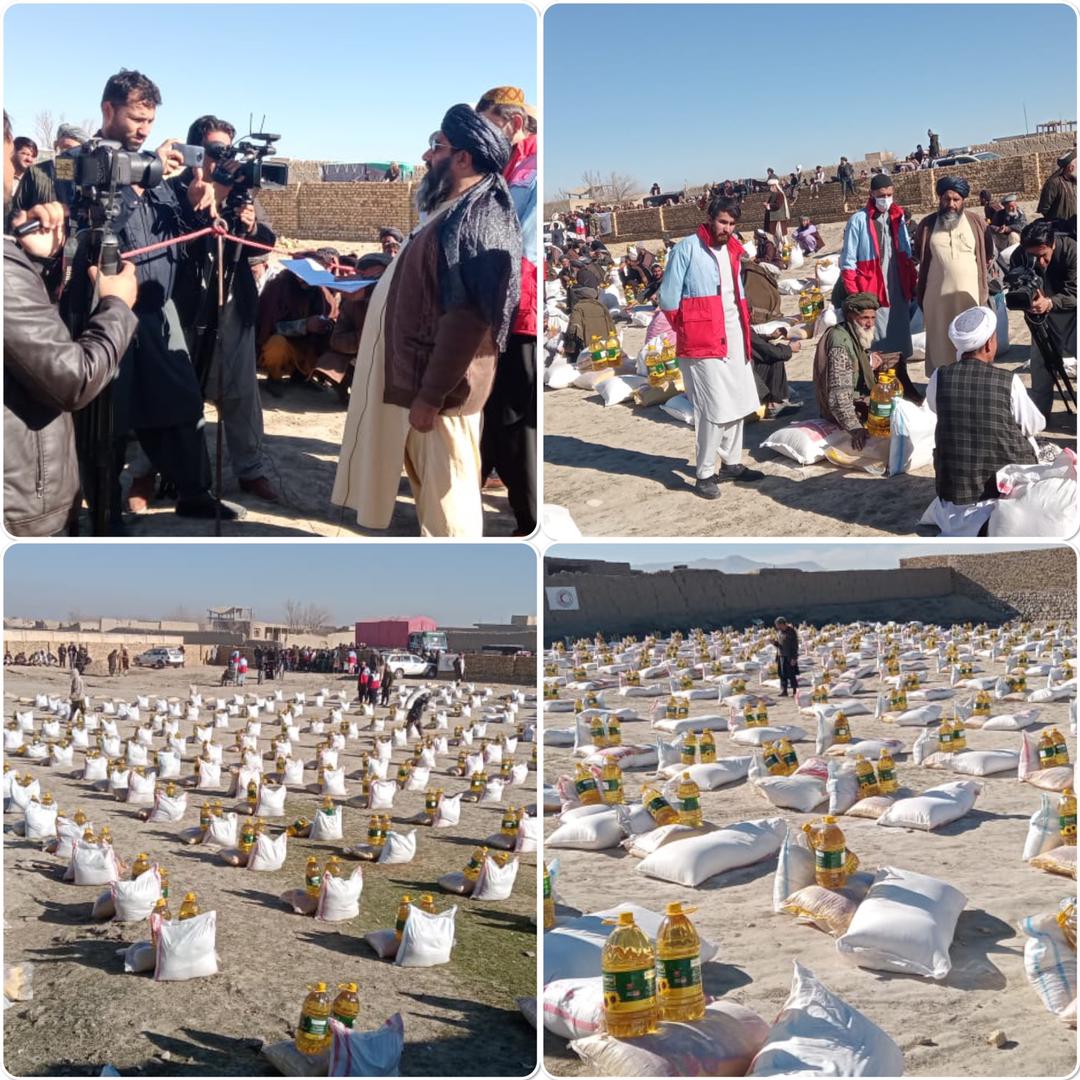 روند توزیع کمک های بشردوستانه جمعیت هلال احمر افغانی برای ۱۲۰۰ فامیل در ولایت فاریاب!