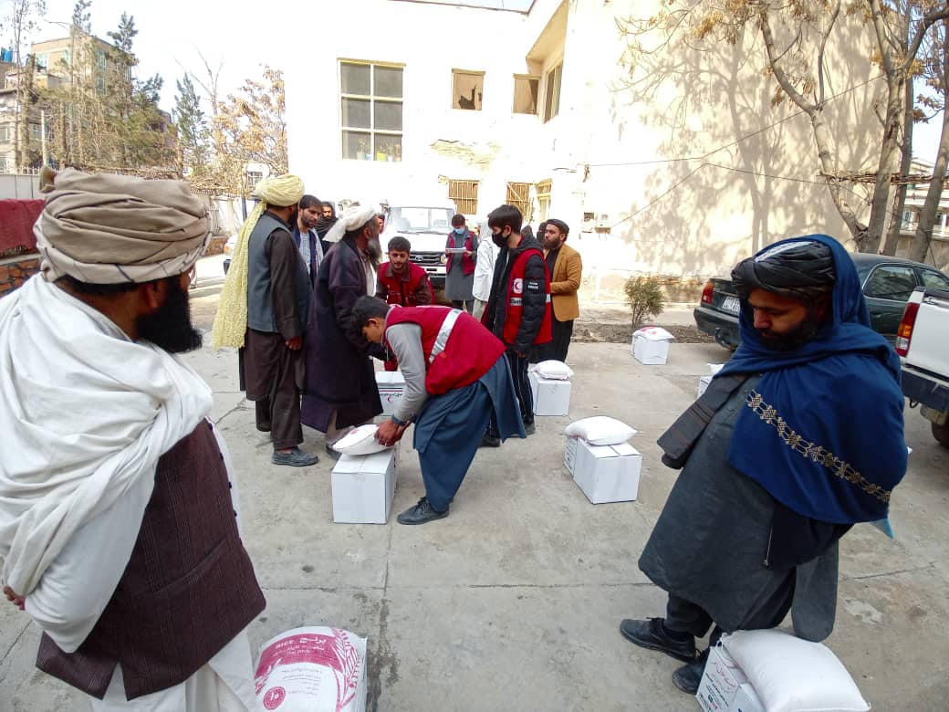 برای 42 خانواده، در ولایت کابل مواد غذایی مساعدت گردید!