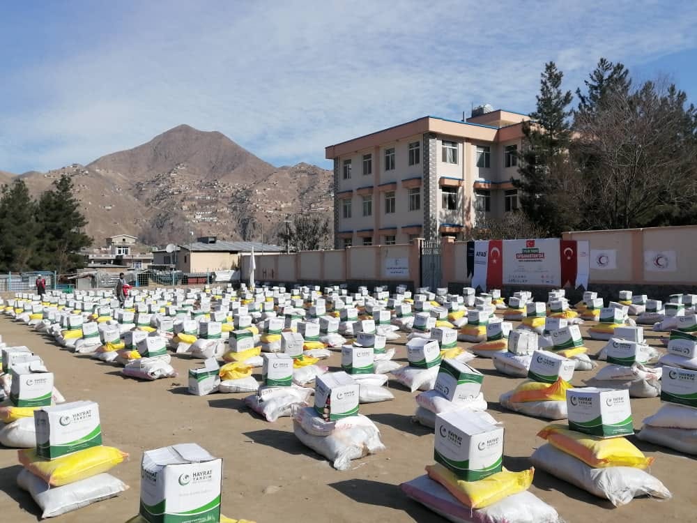 جمعیت هلال احمر افغانی در بدخشان مساعدت نمود!