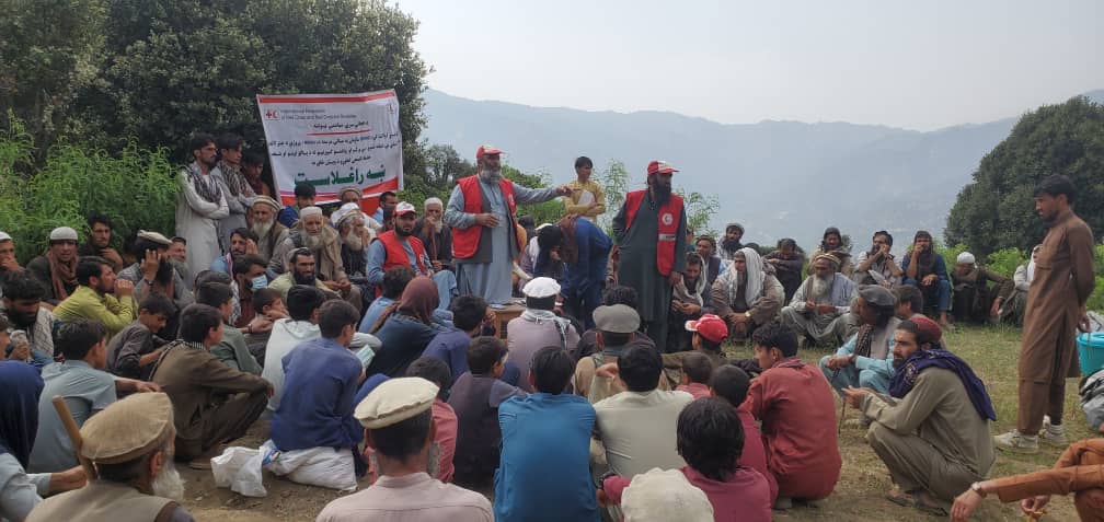 کونړ ولایت کې ۶۲۰ کورنیو ته د روغتیا ساتنې توکي ووېشل شول!