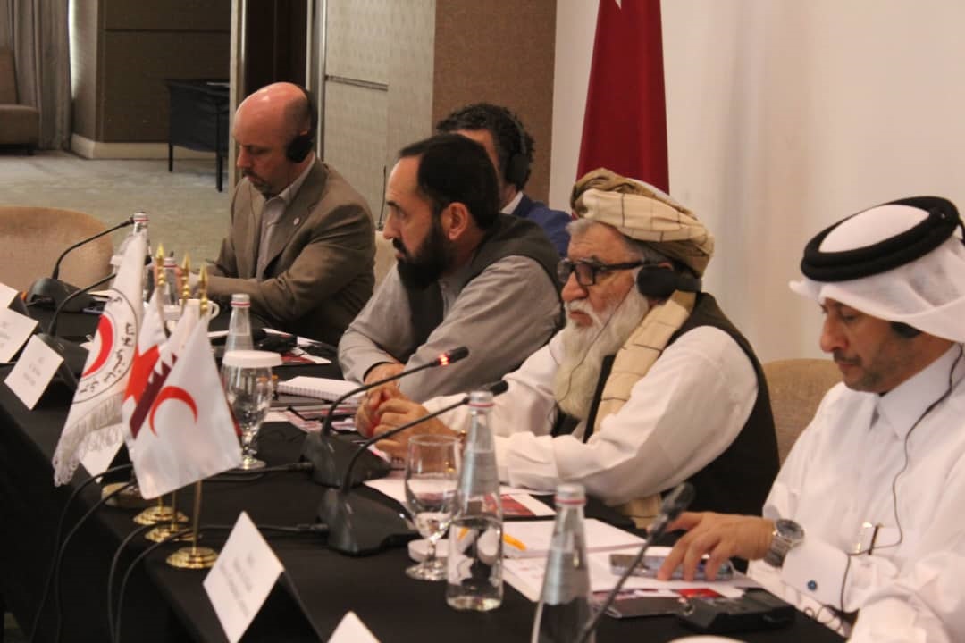 د افغاني سرې میاشتې عمومي رییس قطر کې د ګڼو هېوادونو له سفیرانو او استازو سره ناسته ترسره کړه!