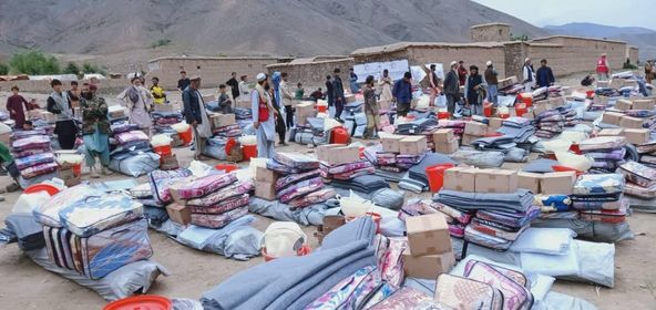 جمعیت هلال احمر افغانی برای ۱۰۰ خانواده در ولایت پروان مواد غیر غذایی کمک نمود!