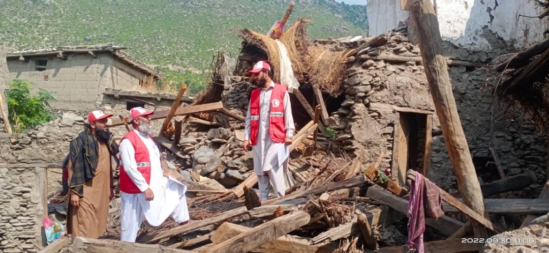 افغاني سرې مياشتې کونړ ولایت نورګل او څوکۍ ولسوالیو کي د ۸۰۰ زلزله ځپلو کورنیو سروې تر سره کړه!