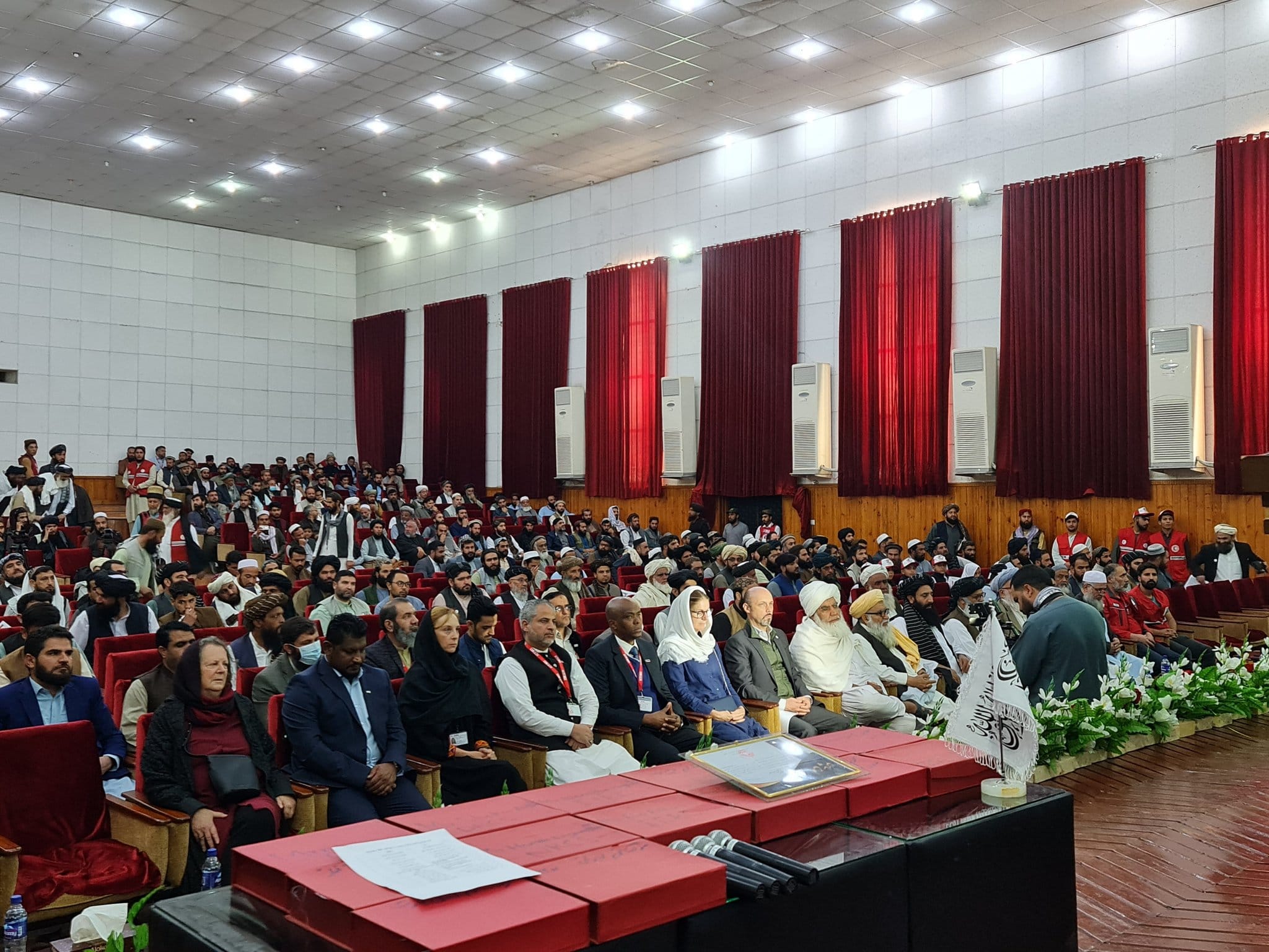 د افغاني سرې میاشتې ځانګړې اونۍ ستره لمانځغونډه ترسره شوه