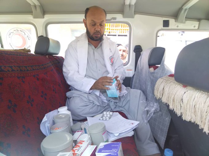 د افغاني سرې میاشتې ګرځنده روغتیايي ټیم له لوري ۳۳۷۴ تنو ته روغتیایي خدمات!