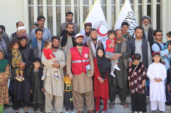 هلال احمر افغانی بار دیگر ۴۸ کودک دیگر را که از بیماری سوراخ قلبی رنج می بردند برای تداوی و عملیات جراحی به ۲ شفاخانه داخلی در پایتخت کابل معرفی نمود!