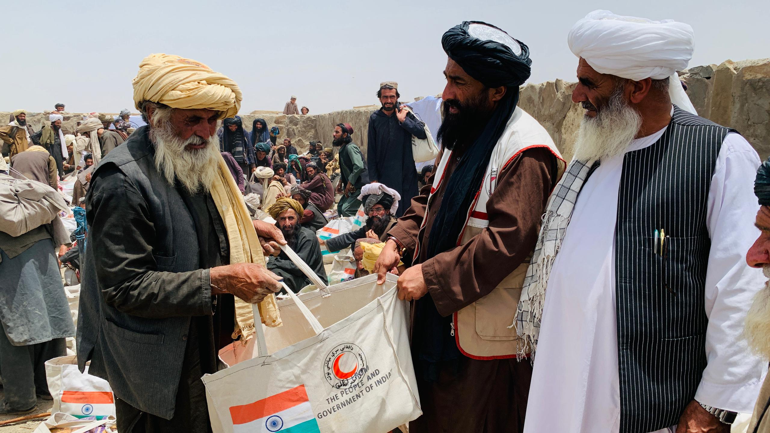 پکتیکا کې له ۵۰۰ ‎بې وزله کورنیو سره د خوراکي او غیر خوراکي توکو مرسته ترسره شوه