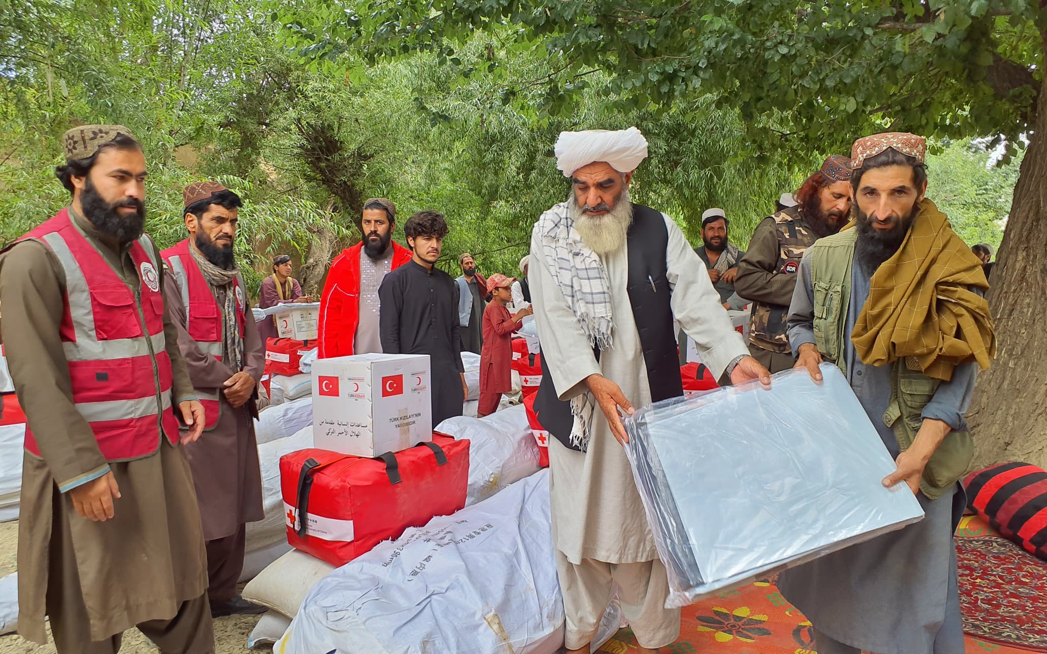 Maidan Wardak: ARCS Provides Humanitarian Aid to Flood-Affected Families
