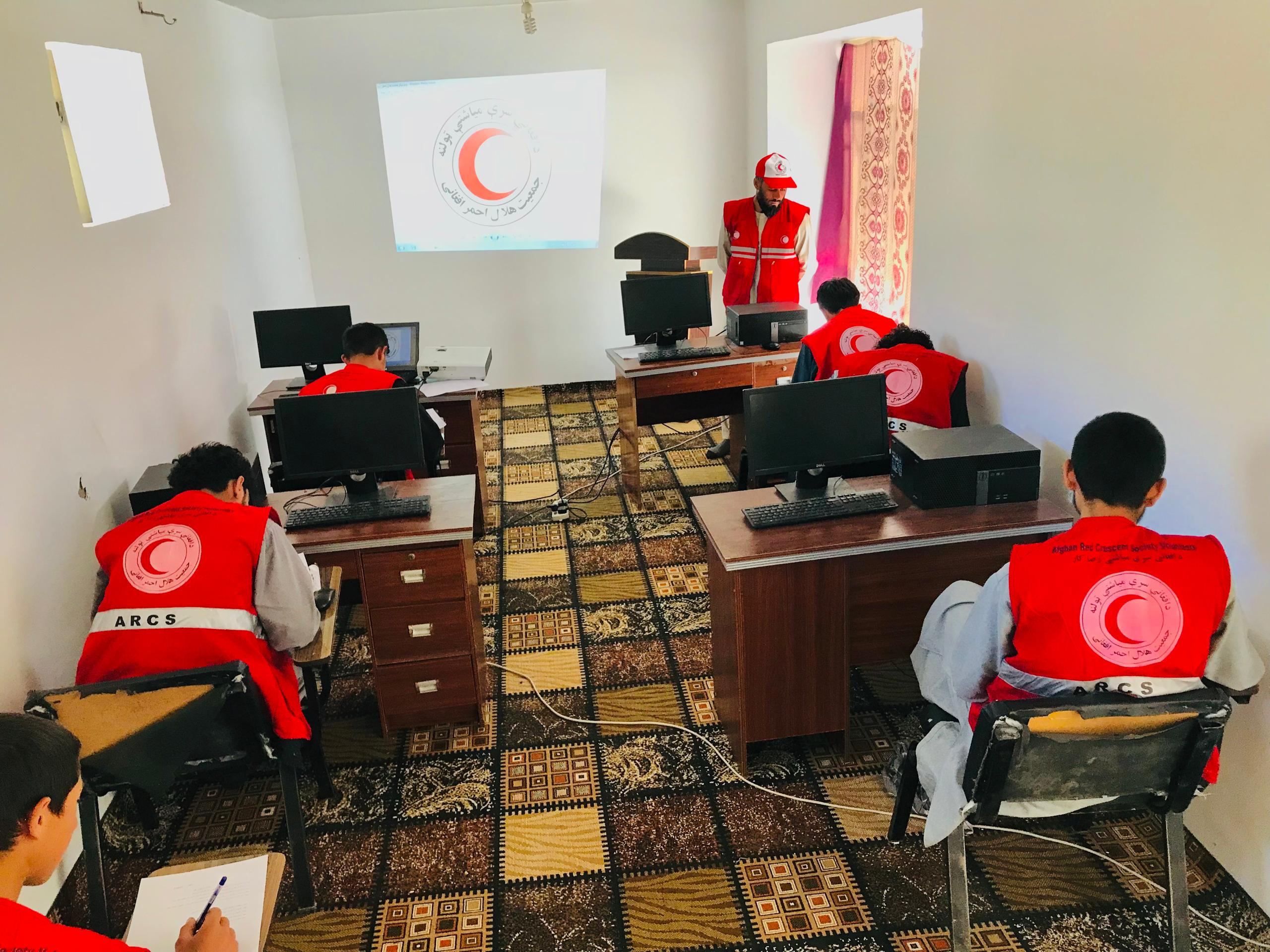 فراهم نمودن زمينه آموزش برای ۷۵ دانش آموز در ولایت پنجشیر