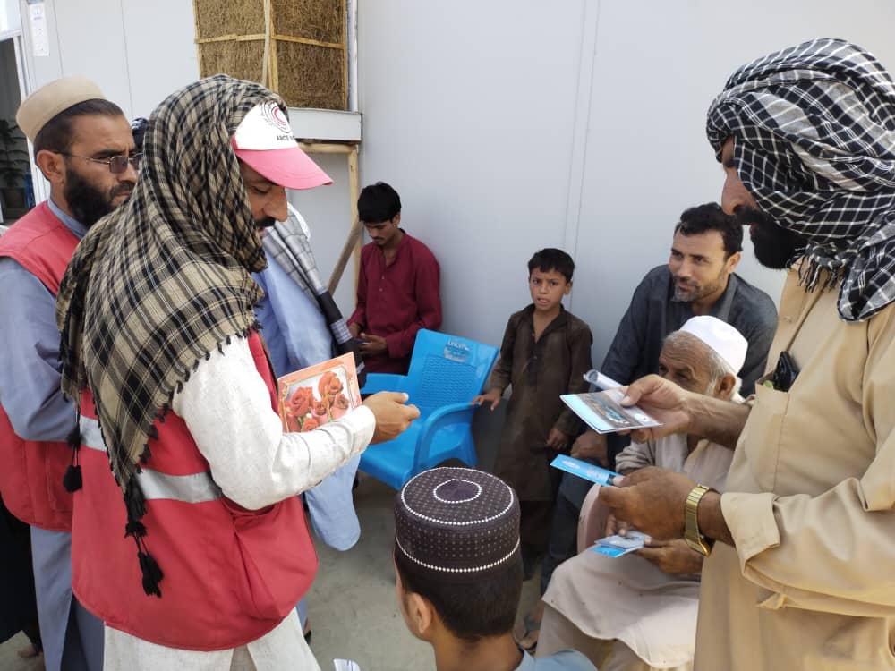 Hundreds of Public Awareness Materials Distributed to Repatriated Refugees in Torkham