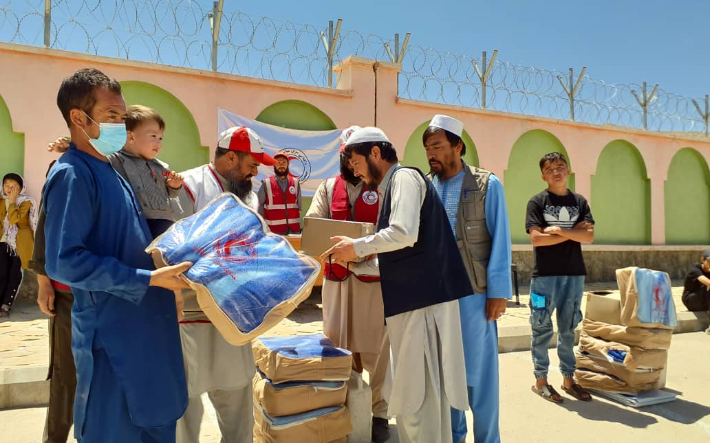 Non-Food Aid Distributed to Returning Refugee Families in Bamyan and Zabul