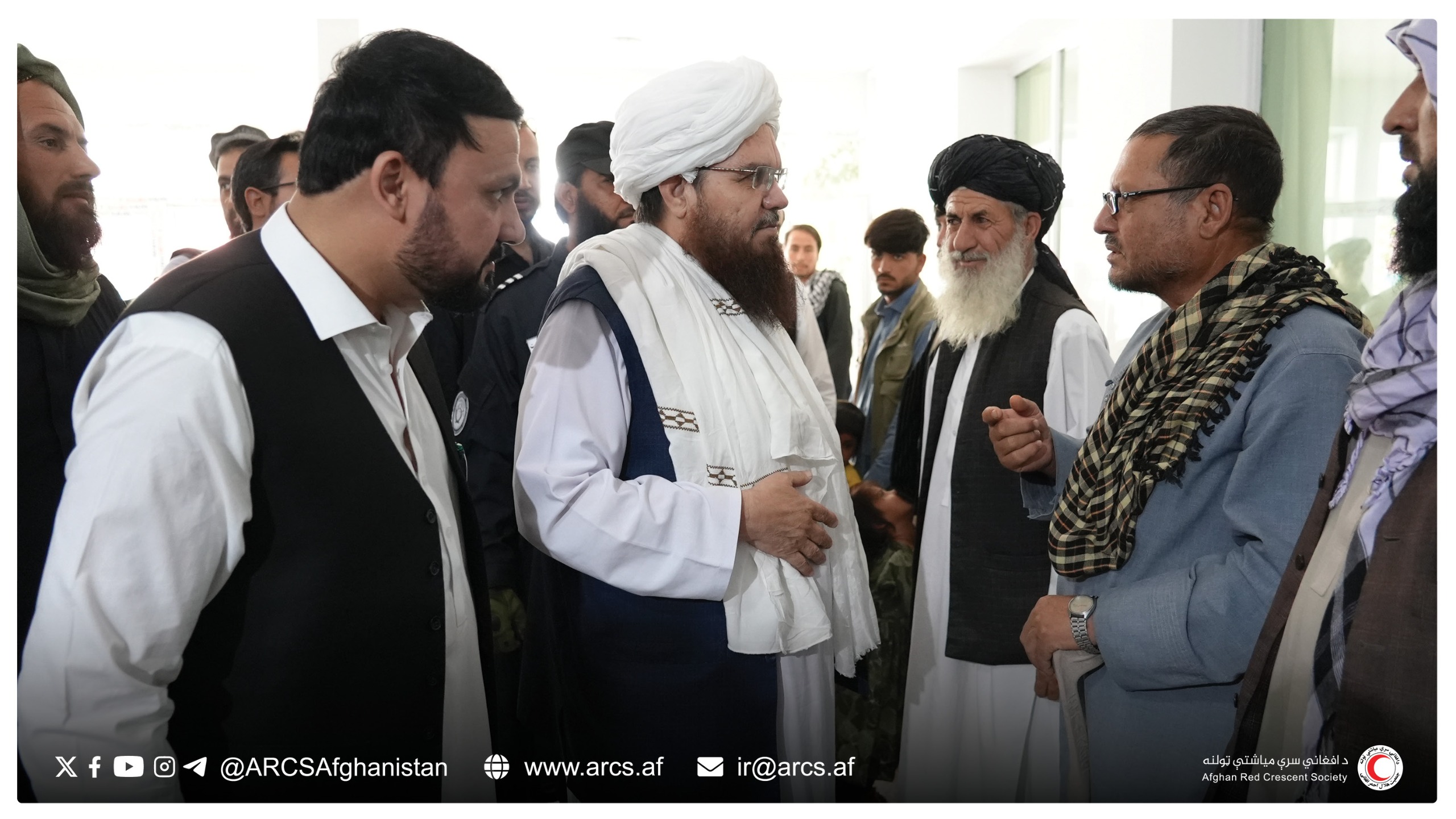 کابل؛ پروگرام پنجروزه جراحی رایگان پردۀ چشم در شفاخانۀ مرکزی آغاز شد