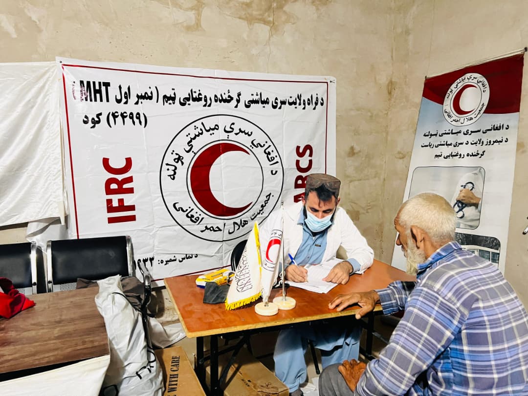 فراه؛ زرګونو بېوزلو هېوادوالو ته روغتیايي خدمتونه وړاندې شوي دي