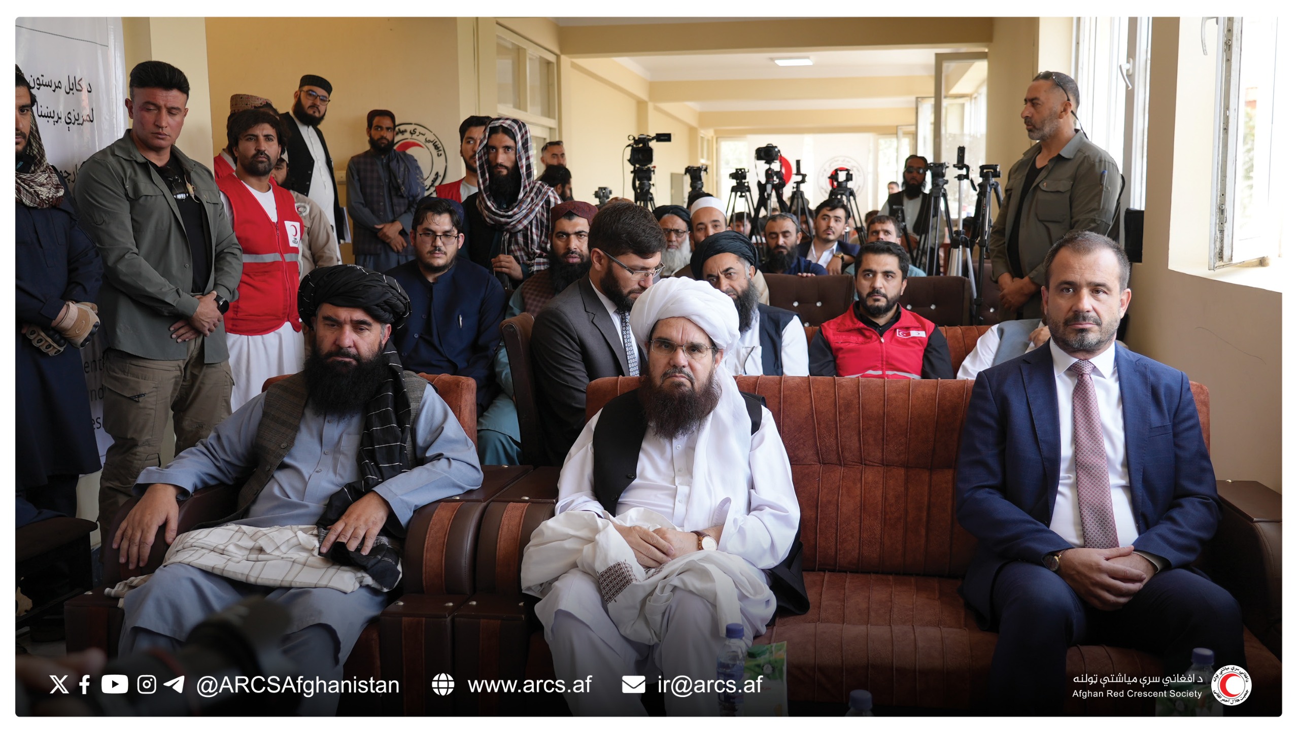کابل؛ د ترکیې سرې میاشتې په مرسته مرکزي مرستون کې بیارغول شوې ودانۍ او د لمریزې برېښنا سیستم ګټې اخیستنې ته وسپارل شو