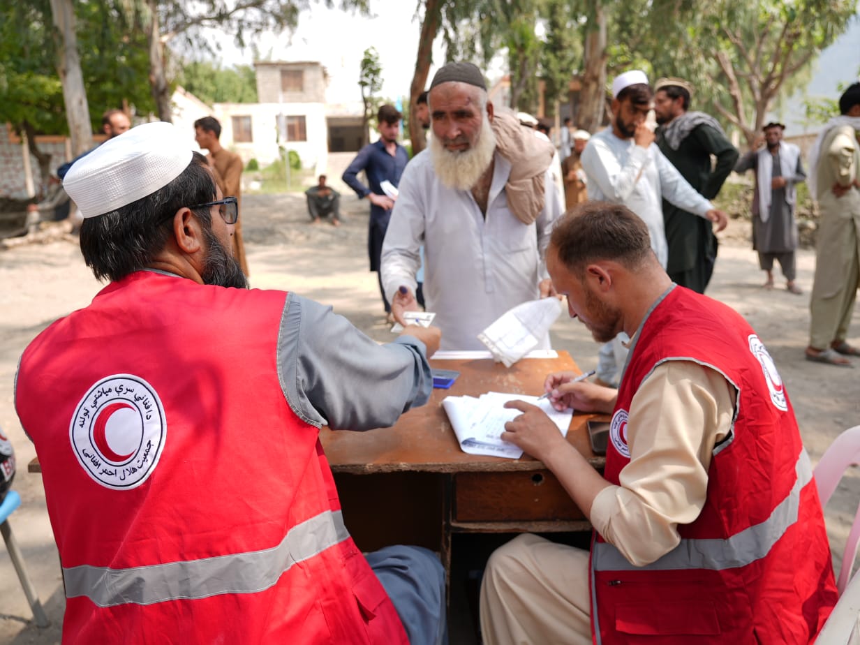 Cash Assistance Extended to 300 Earthquake-Affected Families in Nangarhar
