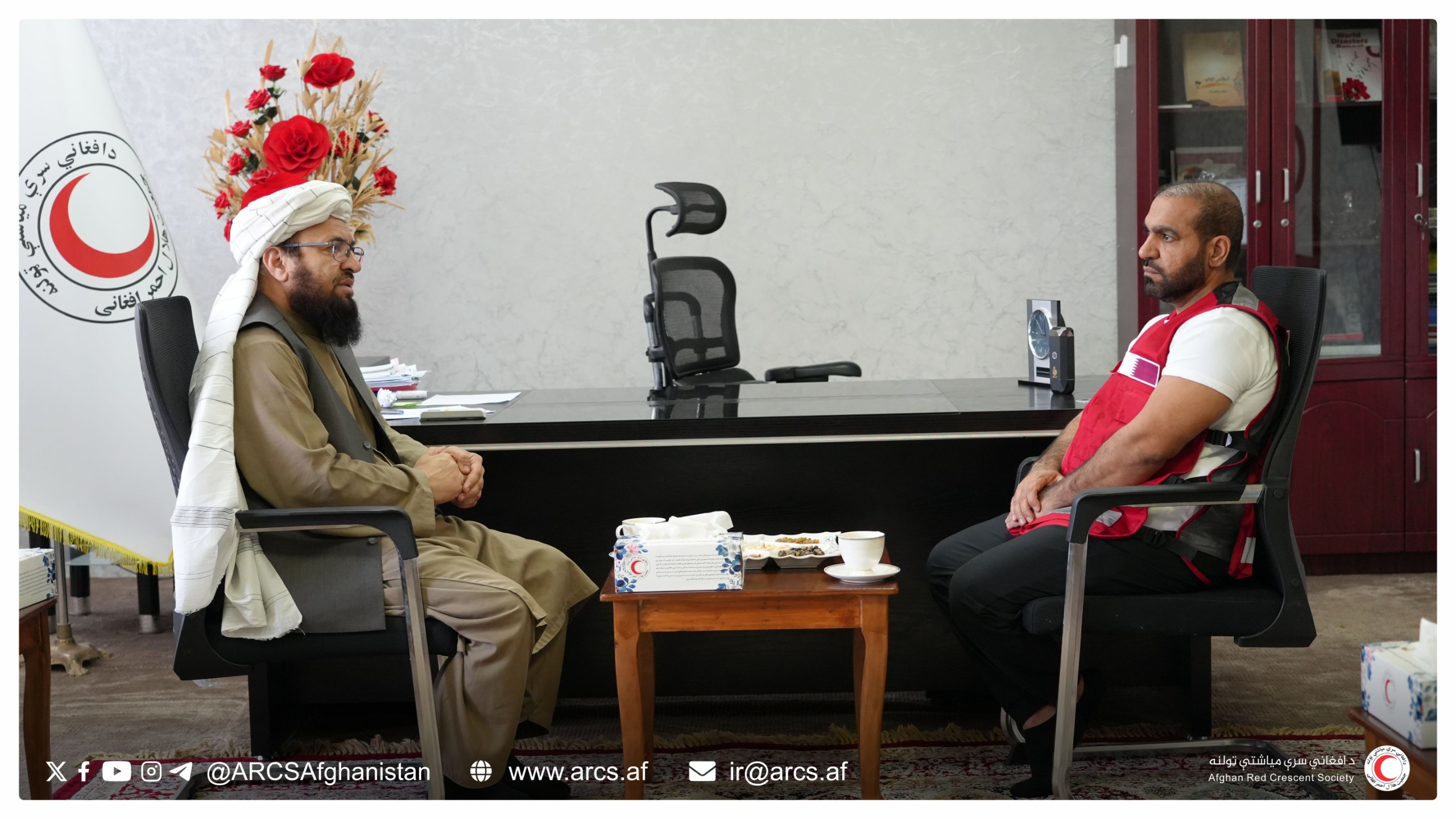 ماموریت مشترک بشردوستانه‌ هلال احمر قطر و هلال احمر افغانی؛ روند توزیع کمک‌ها برای زلزله‌زدگان کنر آغاز می‌شود