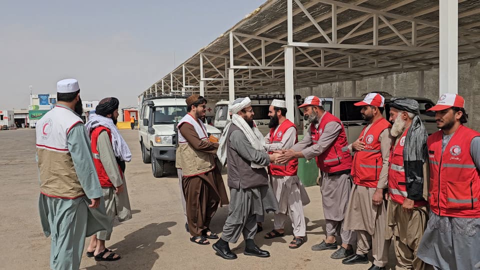 اسلام کلا؛ د افغاني سرې میاشتې مرستیال د راستنېدونکو کډوالو د بشري  مرستو بهير وارزوه