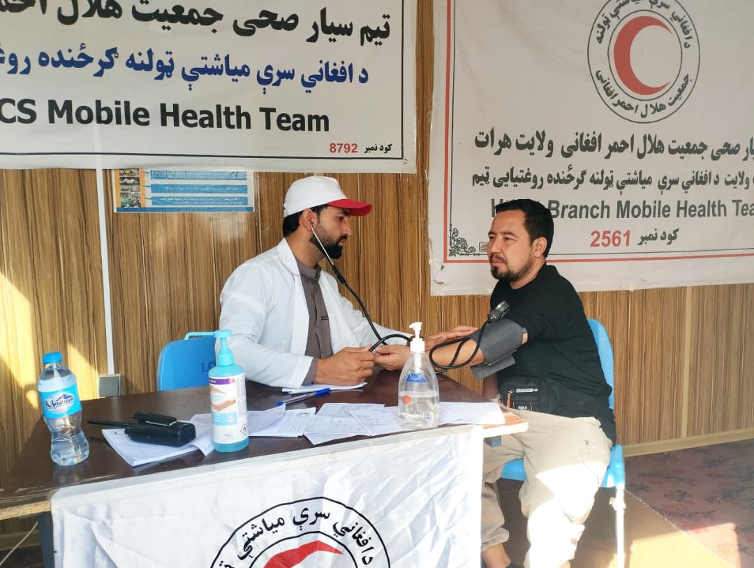 هرات کې څه باندې ۲۵ زره هېوادوالو ته روغتيايي اسانتياوې برابرې شوي دي