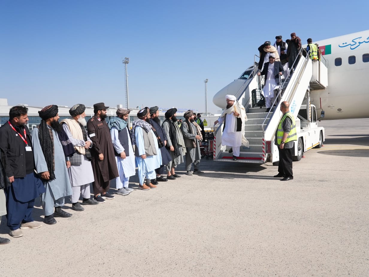 رییس عمومی، به‌منظور ارزیابی وضعیت زلزله‌زدگان زون شمال، وارد بلخ شد