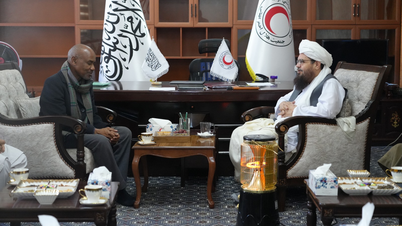 افغانستان کې د نړیوال فدراسیون د پروګرامونو مسؤول د سرې میاشتې له مشرتابه سره تودیعي ناسته وکړه