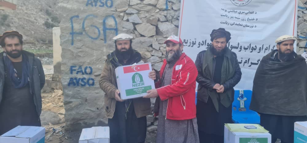 نورستان؛ پر ۴۷۰ اړمنو کورنیو د ۱۰ ټنو په اندازه خوراکي مرسته ووېشل شوه