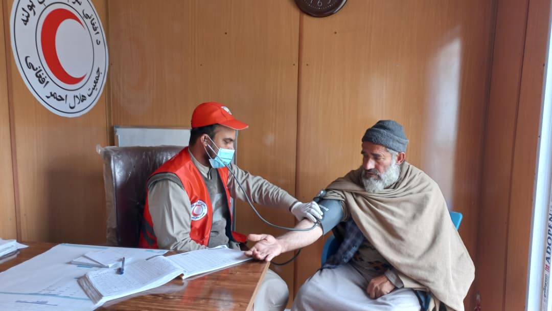 کونړ؛ زرګونه ناروغان د افغاني سرې مياشتې له روغتيايي خدمتونو برخمن شوي دي