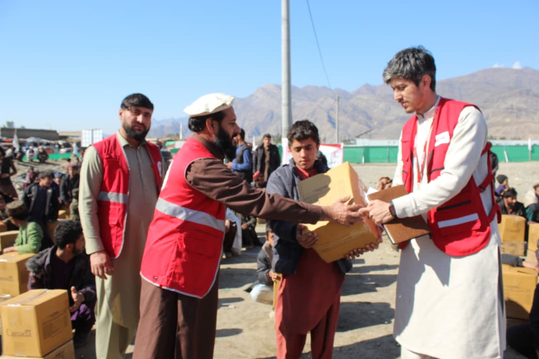 برای ۱۵۸ خانواده زلزله‌زده در کنر کمک‌های غیرخوراکی توزیع شد
