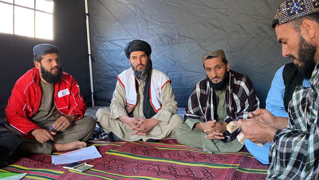 AFN 40,000 Cash Assistance Provided to Family Affected by Landslide in Kapisa