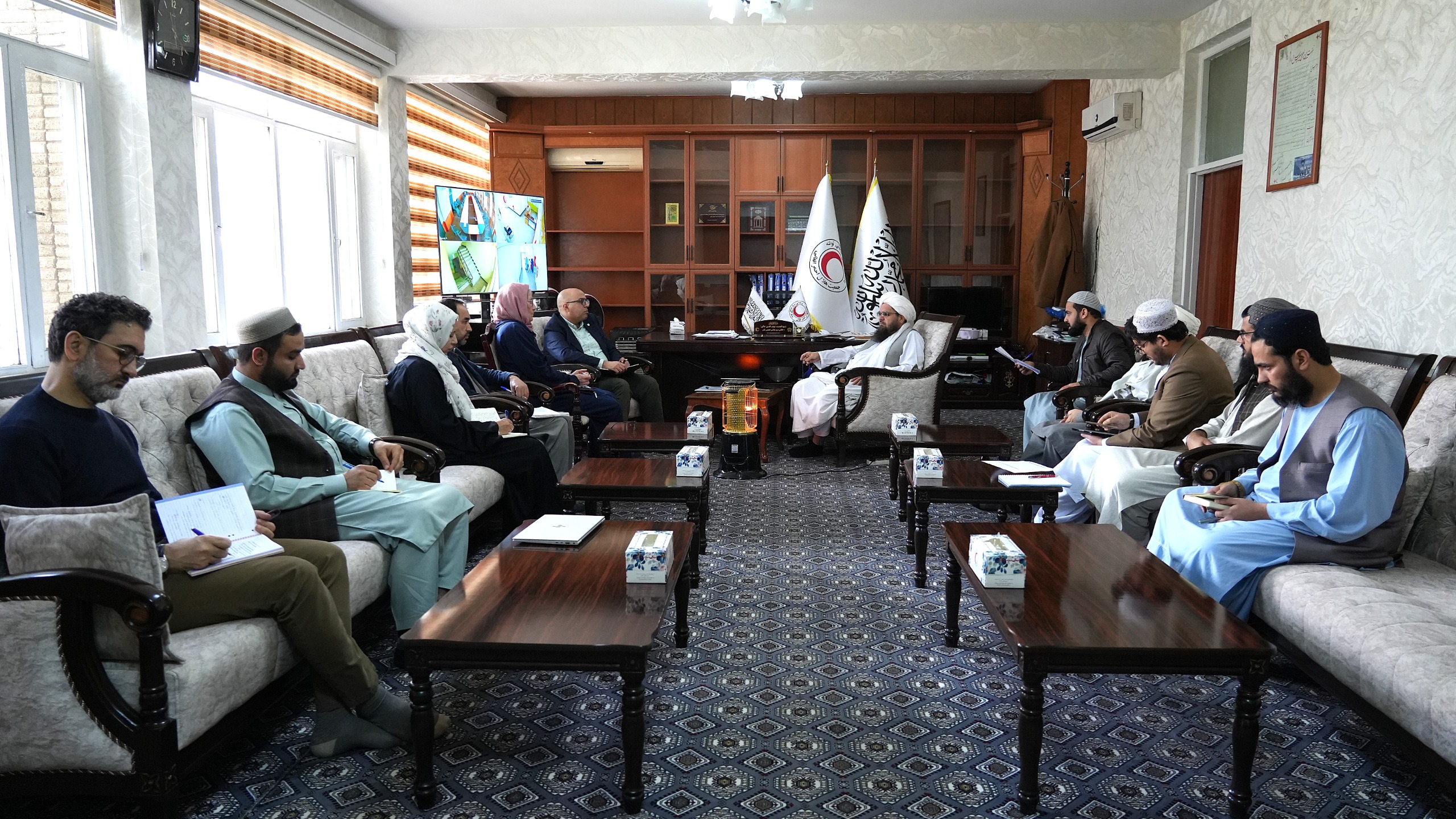 د بشري مرستو د پراختیا په موخه د افغاني سرې میاشتې او نړیوالو کاري شریکانو درې اړخیزه ناسته وشوه