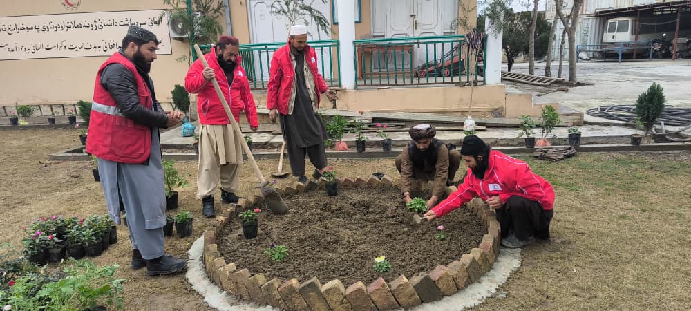 Kunduz: ARCS Plants 300 Trees in the Compound of Northeastern Zone