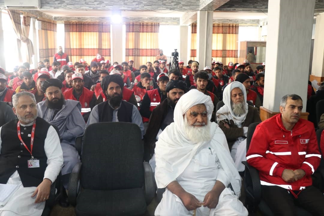 د افغاني سرې میاشتې له لورې په مرکزي ریاست کې د رضاکارانو د ستاينې او هڅونې په موخه نړیواله ورځ ولمانځل شوه!