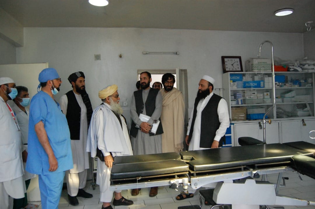 د افغاني سرې میاشتې سرپرست عمومي رییس کابل کې مرکزي روغتون کې د درې څانګو پرانیسته وکړه!