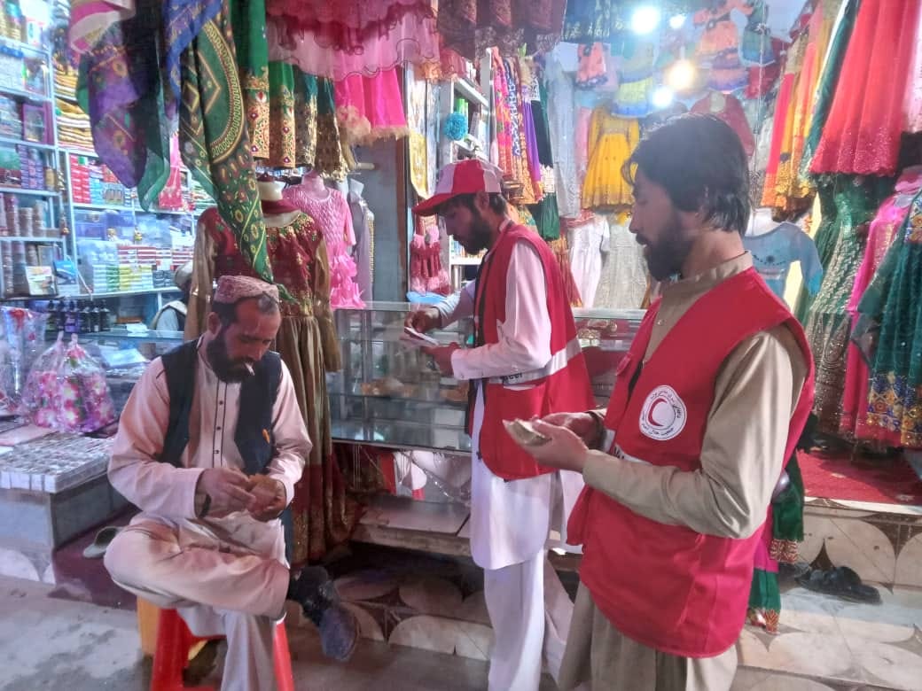 خيرپاله هيودوال د ځانګړى اونۍ په مناسبت جوﺯجان ولايت کې دافغاني سرې مياشتې سره مرسته کوي!