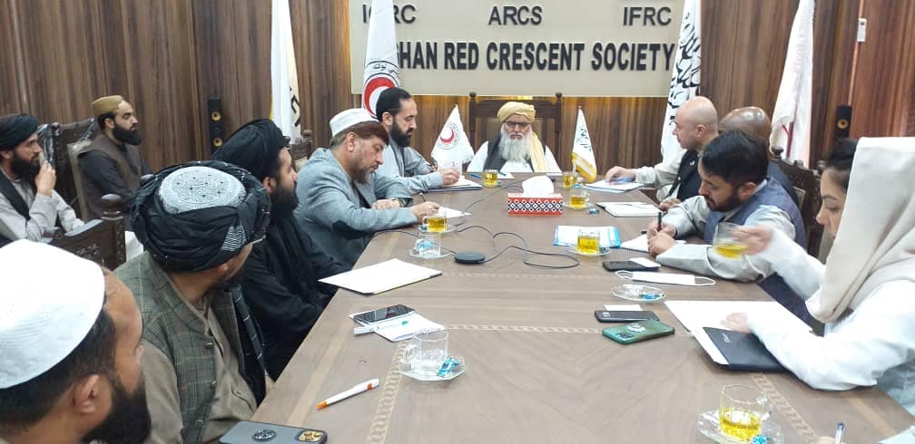 نن د شوال پر ۱۵مه د افغاني سرې میاشتې سرپرست عمومي رییس د افغانستان، ازربایجان او البانیا لپاره د اسلامي پراختیایي بانک له عملیاتي رییس ډاکتر فرید احمد خان سره د افغاني سرې میاشتې د یو لړ څانګو د فعالیتونو د ودې په موخه په کاري دفتر کې ولیدل!