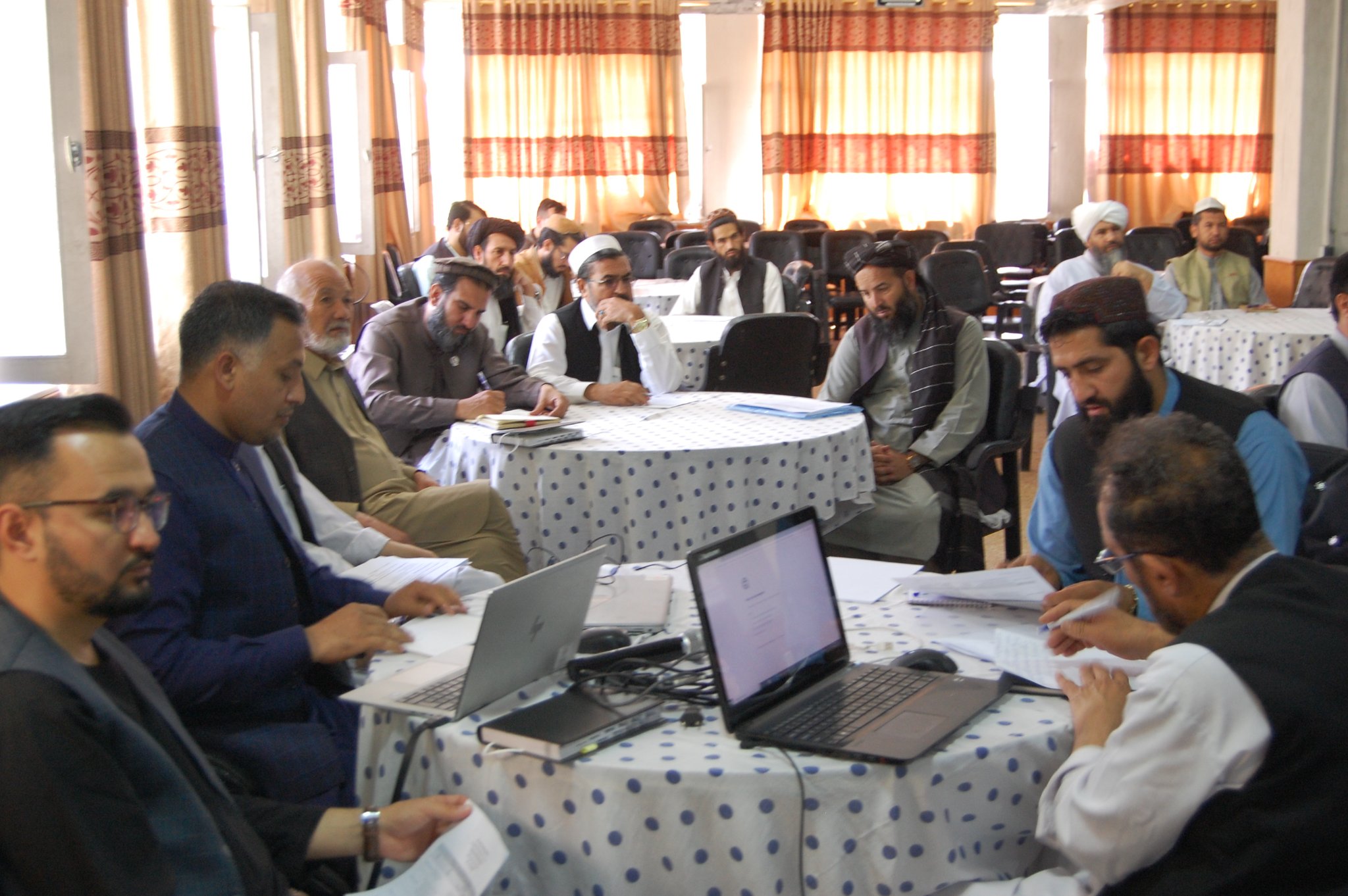 جلسه مشارکتی و همکاری میان هلال احمر افغانی و صلیب سرخ تدویر یافت!