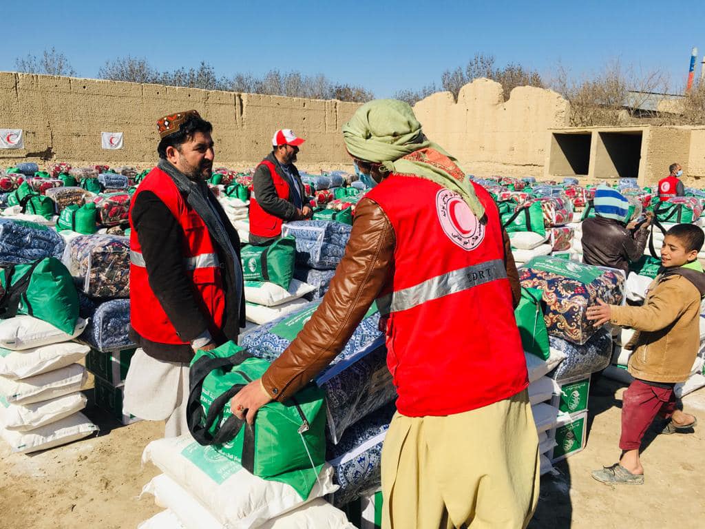 مساعدت جمعیت افغانی سره میاشت در زون شمال!